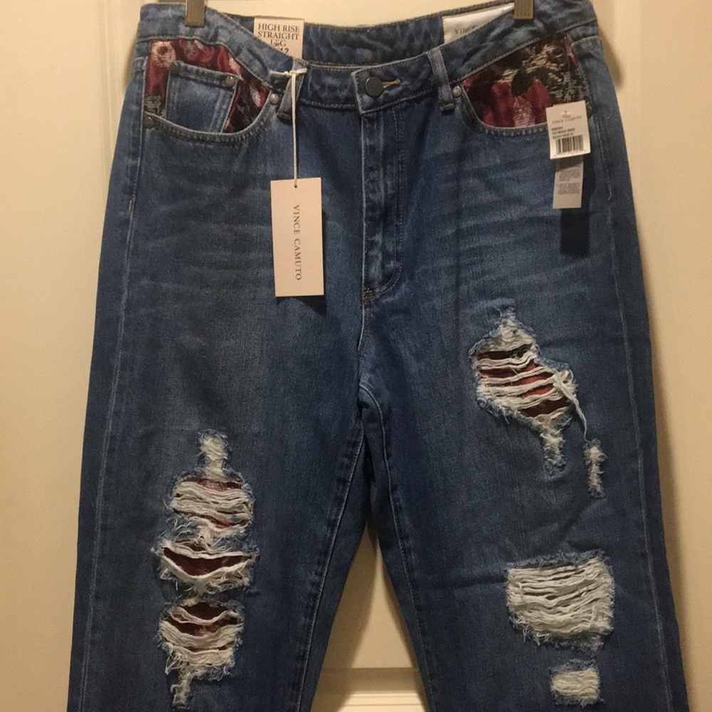 NWT! Vince Camuto Distress Tapestry Patch straight Wide Leg Jean Size 12/31